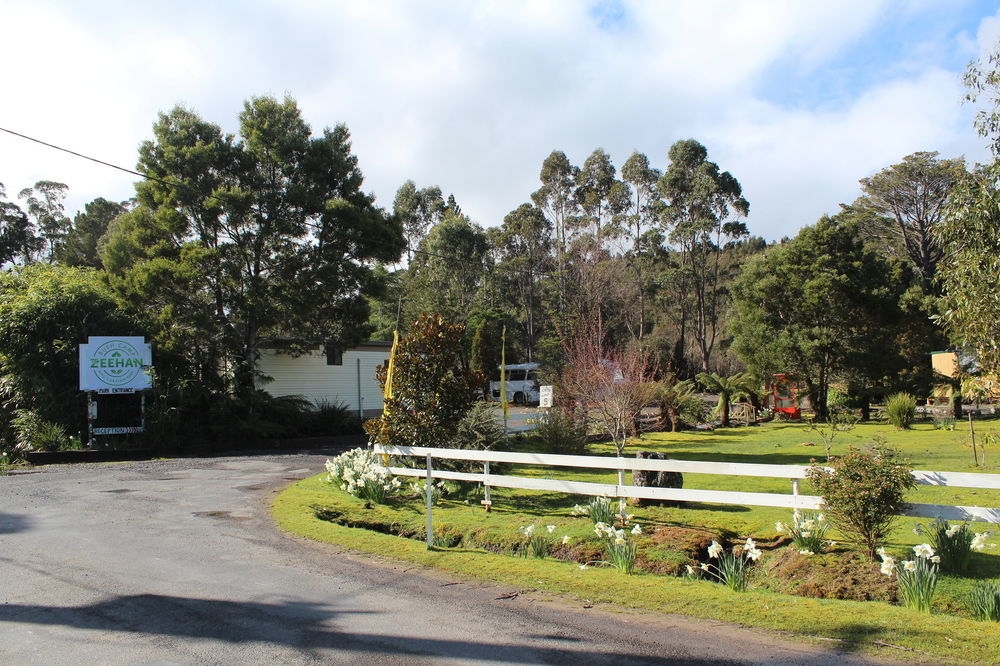 Zeehan Bush Camp Bagian luar foto